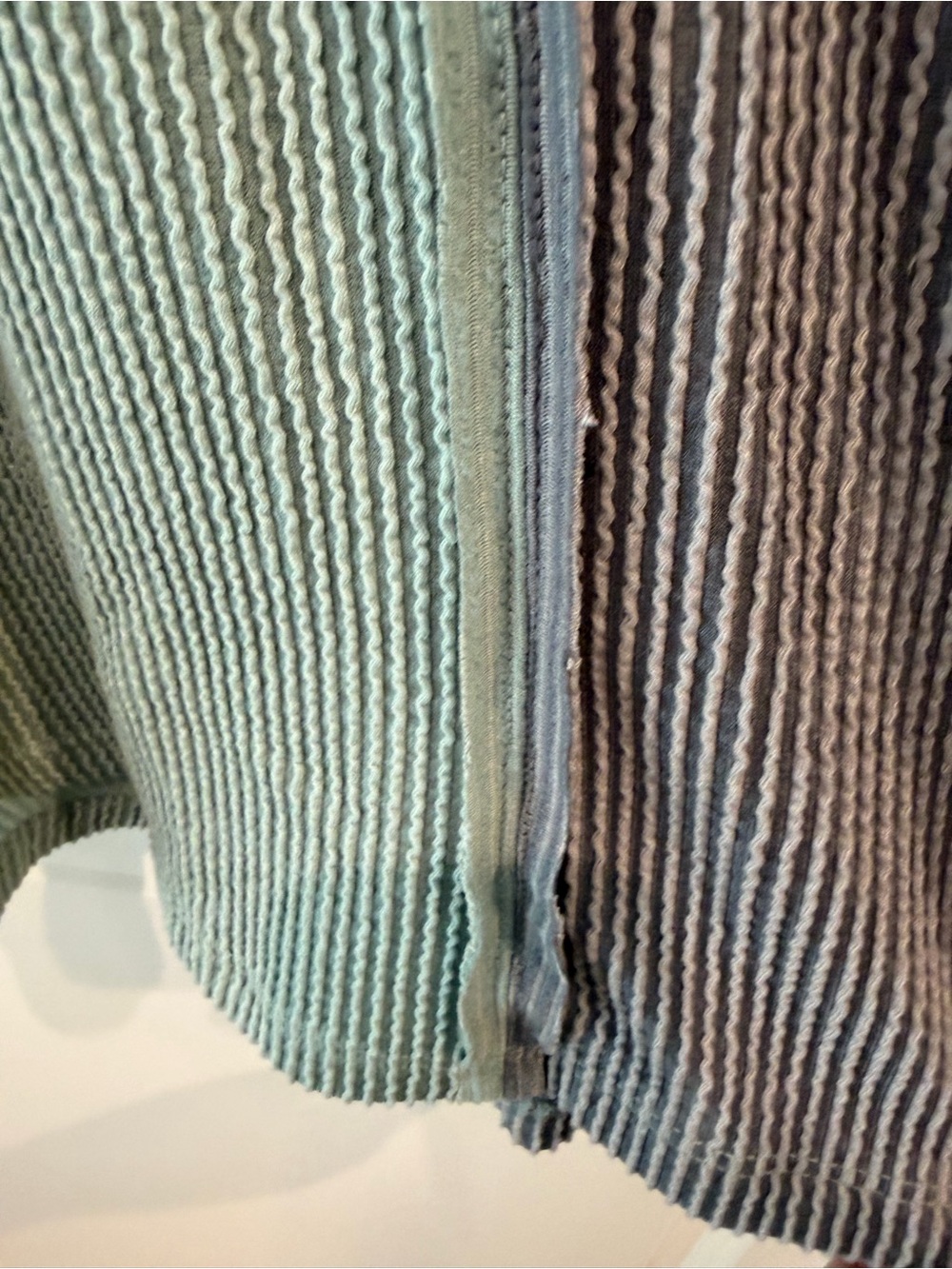 BUCKETLIST Top Size Medium Oversized - Picture 15 of 16